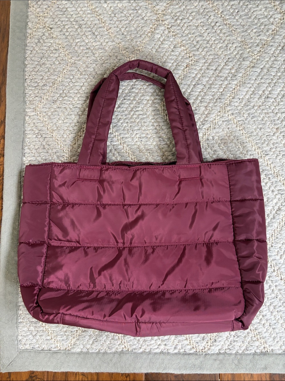 Splits59 Quilted Puffer Tote in Wine